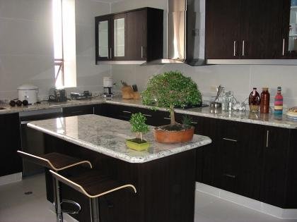 MESONES, PUERTAS, MUEBLES, PISOS, CLOSET