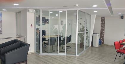 VENDO LOCAL COMERCIAL REMODELADO EN LA AVENIDA 6 DE DICIEMBRE QUITO-ECUADOR