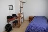 HABITACIÓN AMOBLADA DISPONIBLE