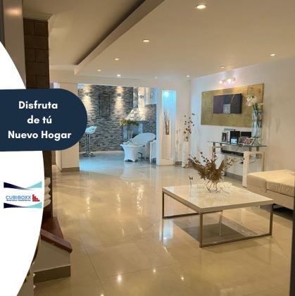 Hermosa Casa en Venta Ubicada en Jardines de Carcelén