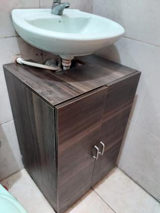 Se Remata combo de muebles, decoraciones e implementos para restaurante a 250$ (negociables)