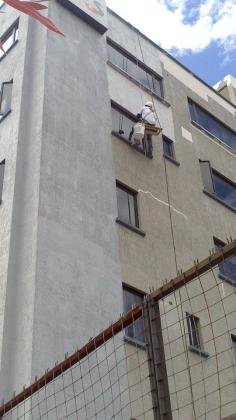 servicios en pinturas exteriores e interiores y limpieza de vidrios maestros pintores