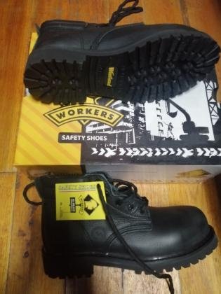 De oportunidad vendo botas Westland de soldador y botin industrial nuevas de paquete