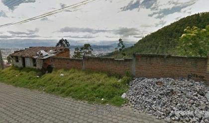 Extranjero vende terreno de 1241m2 en el barrio La Pulida, Quito