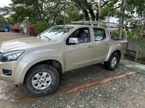 VENTA DE CAMIONETA CHEVROLET D MAX CRDI FULL AC 3.0 CD 4X4