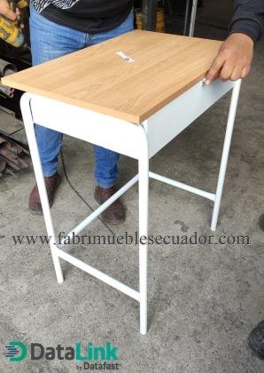 MESA DE PUPITRE 60*40