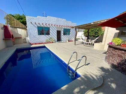 CASA EN ALQUILER SALINAS