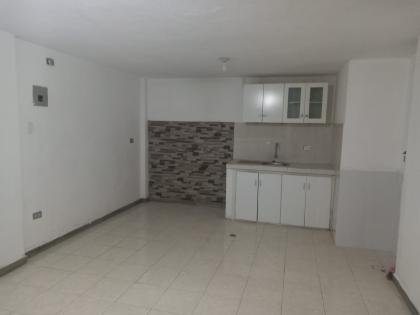 RENTO DEPARTAMENTO PARA FAMILIA CORTA SECTOR SOLCA