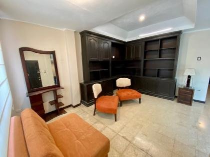 Alquilo Casa amoblada en la Ciudadela Amazonas, diagonal al registro civil del Sur.
