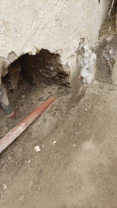 Cero nueve siete nueve cero tres nueve cinco cero uno plomero norte de Quito