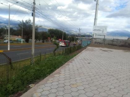 Se arrienda espacio publicitario para pancarta  en autopista.