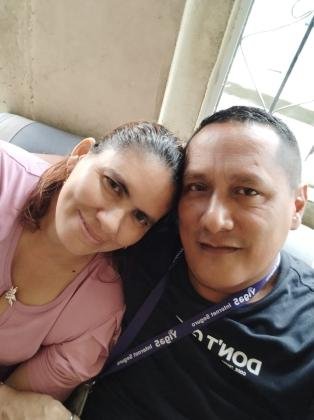 Pareja de Esposos Administra y Cuida Casa en Playas Data Posorja Salinas