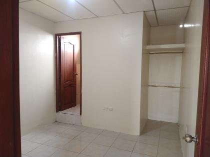 Alquilo  Departamentos de 1 dormitorio  en Cdla. La FAE  norte de Guayaquil