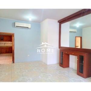 Alquilo departamento de 5 habitaciones , Machala El Oro