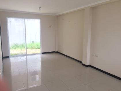 VENDO CASA EN URBANIZACION MARINA DOR PARK